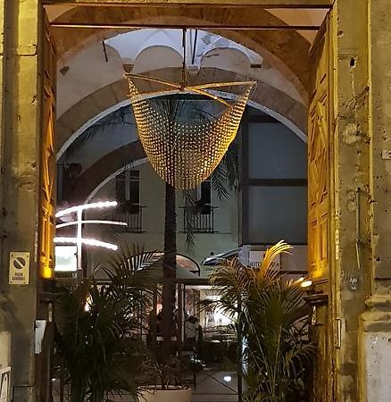 Hotel Regina Palermo Exterior photo